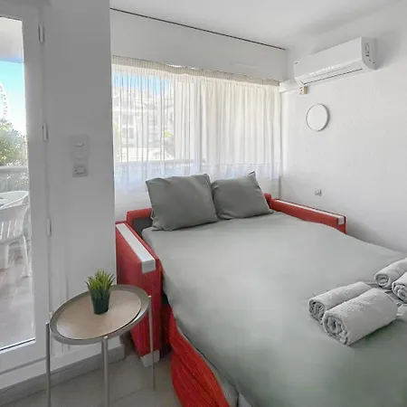 Confortable Avec Climatisation Au Cap D'agde Avec Port, Plages Et Nature Accessible A Pied アパート