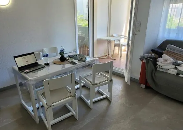 Daire Confortable Avec Climatisation Au Cap D'agde Avec Port, Plages Et Nature Accessible A Pied *